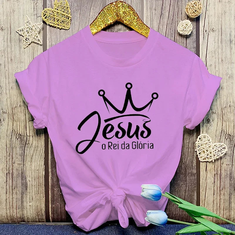 Jesus is King | O Rei da Glória Christian T-Shirt – Summer Faith Graphic T-Shirt