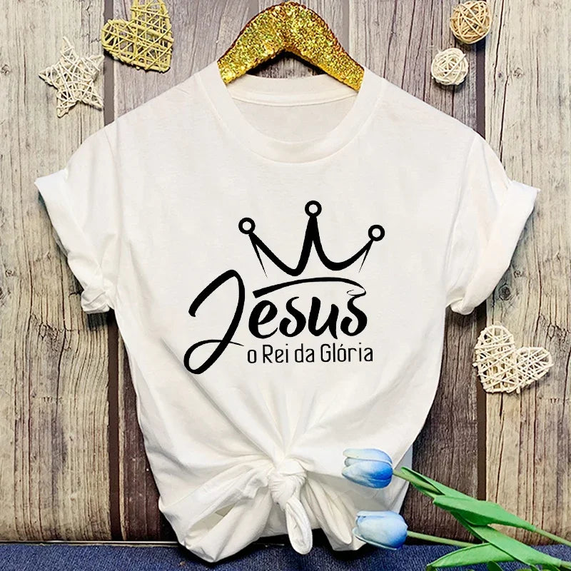 Jesus is King | O Rei da Glória Christian T-Shirt – Summer Faith Graphic T-Shirt
